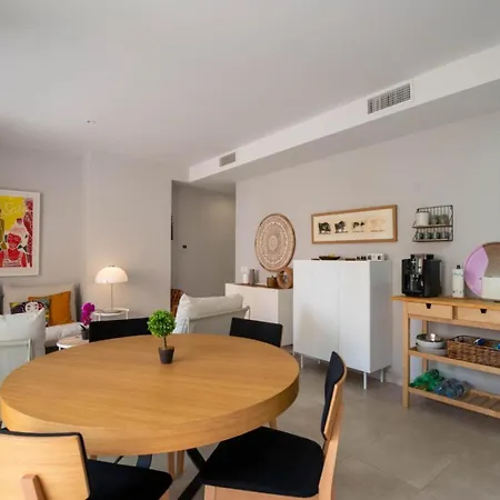 Apartment - Center Of Close To The Sea