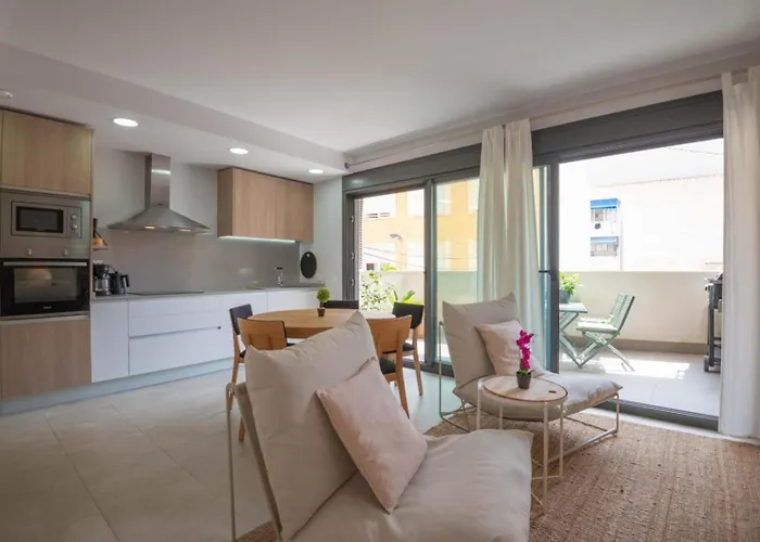 Apartment - Center Of Close To The Sea